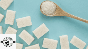 كم يلزمك من السعرات الحراية التي توجد في السكر بشكل يومي